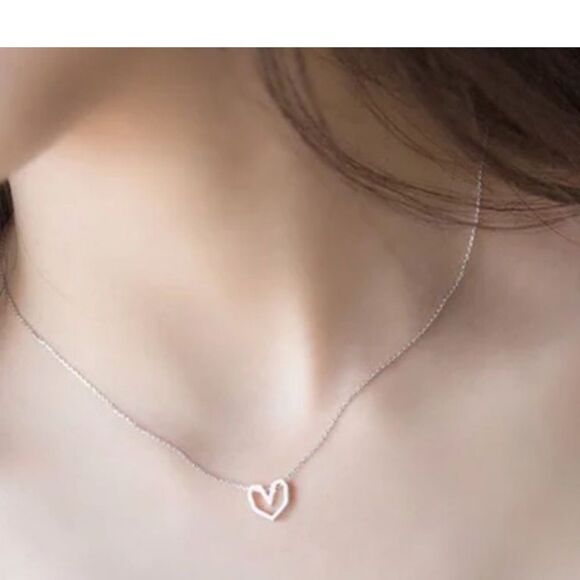 The Dainty Heart pendant necklace in 925 silver - Picture 6 of 7